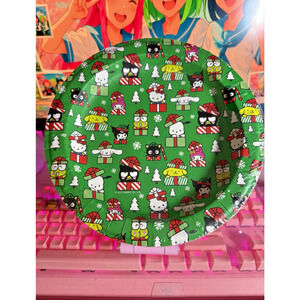 Sanrio Hello Kitty & Friends Christmas Dessert Plates 8” 2024 Presents 16 Paper